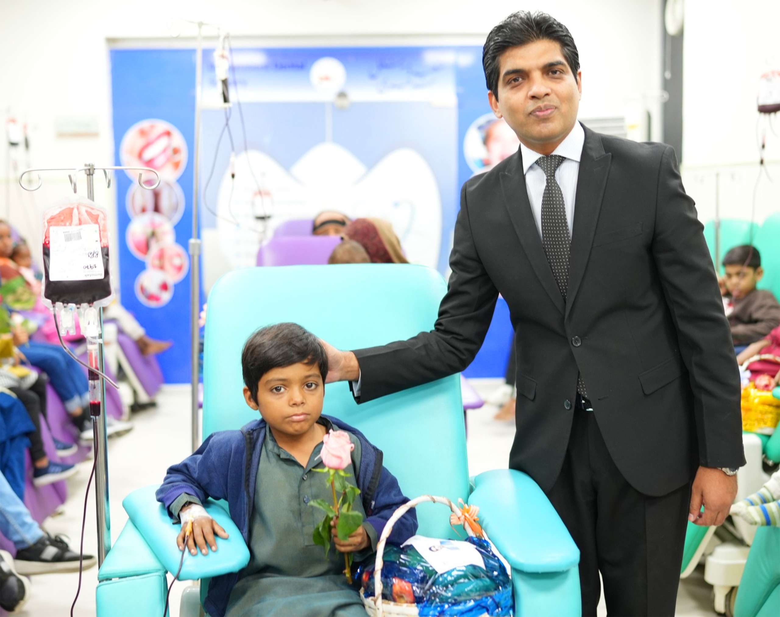 Advisor to the Chief Minister Punjab for Zakat & Ushr Rashid Iqbal Nasrullah Visits Sundas Foundation